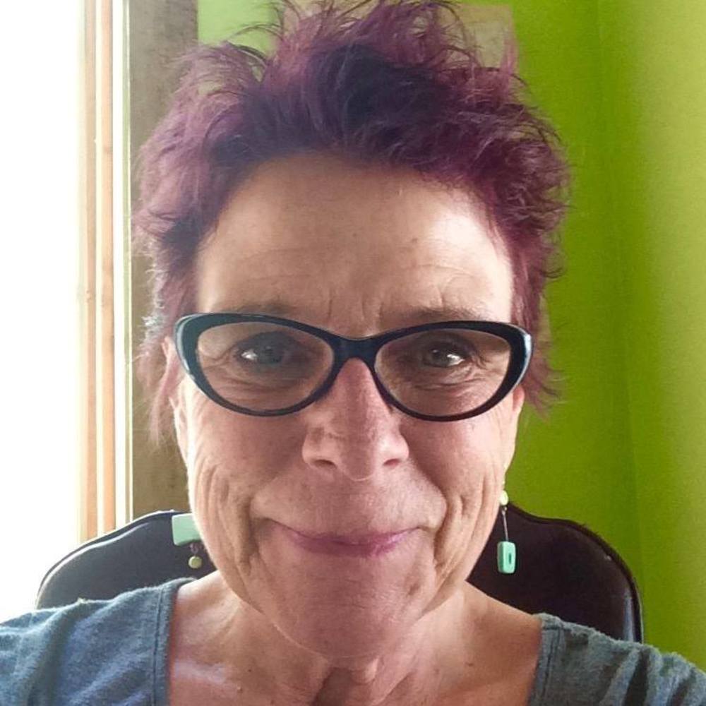 Meet your Posher, Peg
